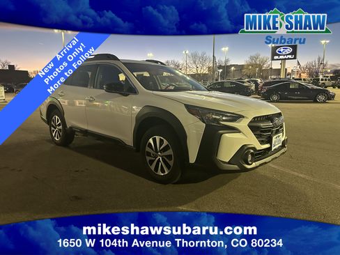 Certified 2025 Subaru Outback Premium w/ Popular Package #1A image 3