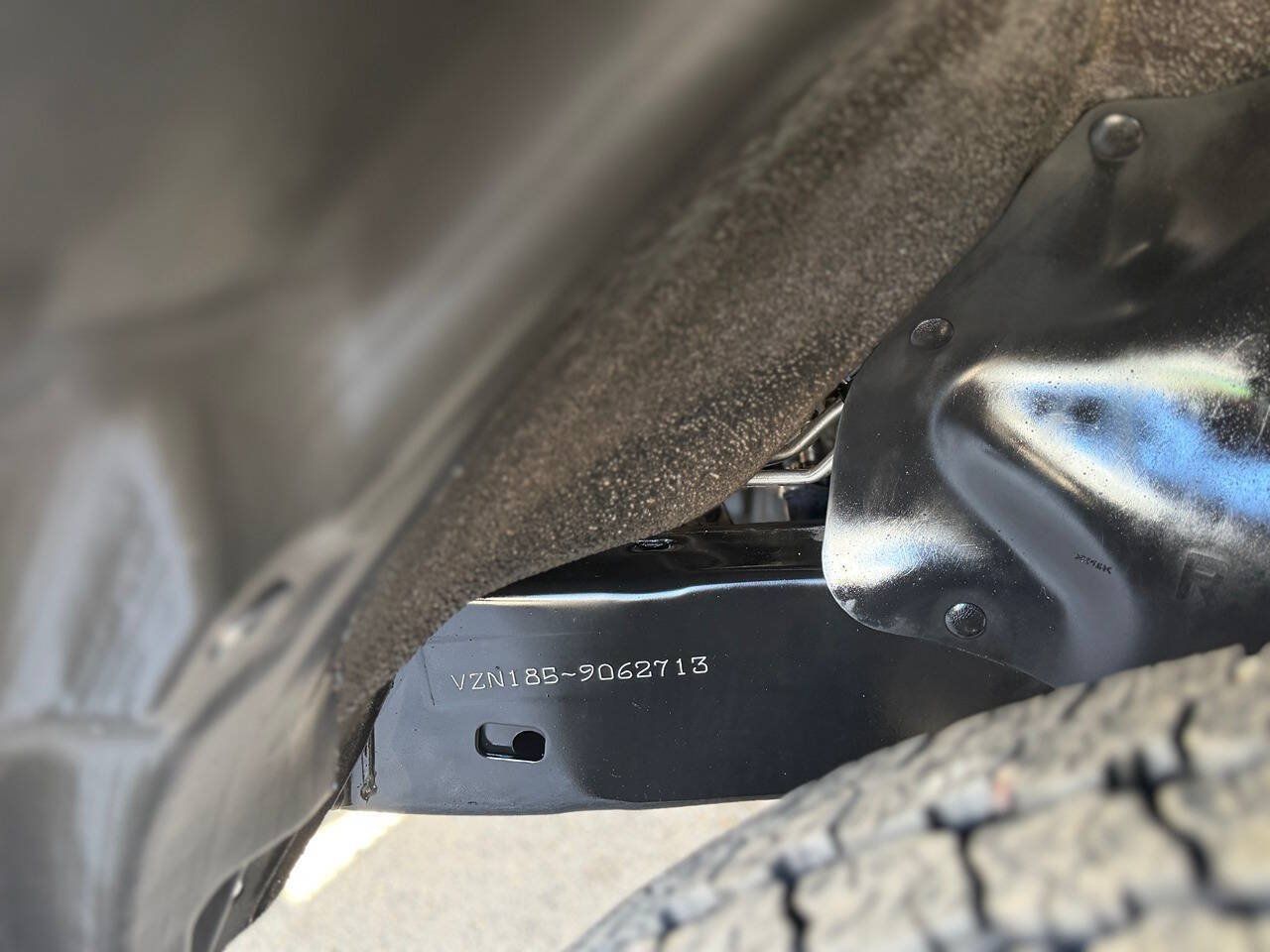 Used 2002 Toyota 4Runner SR5 AWD/4WD image 48