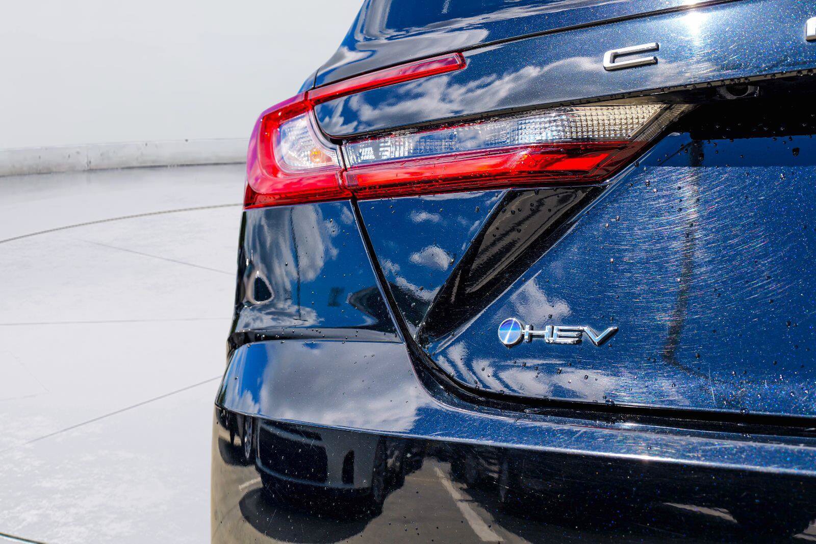 Used 2025 Toyota Camry LE FWD image 7