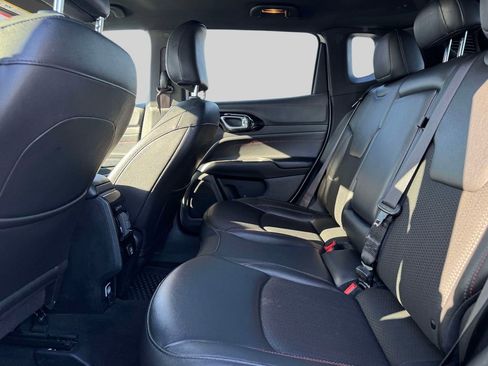 Used 2024 Jeep Compass Trailhawk image 12