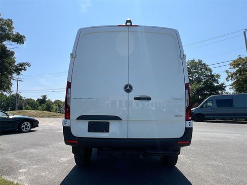 New 2025 Mercedes-Benz Sprinter 2500 image 5
