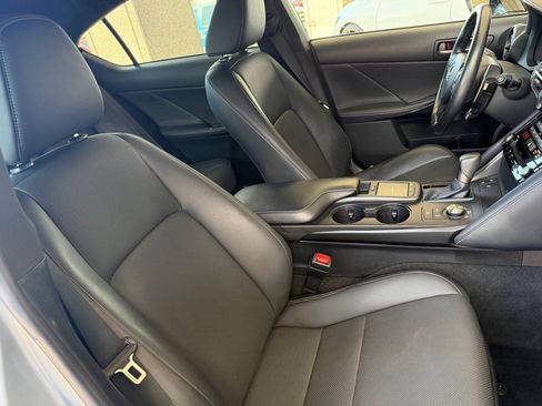 Used 2024 Lexus IS 300 w/ Premium Package RWD image 37