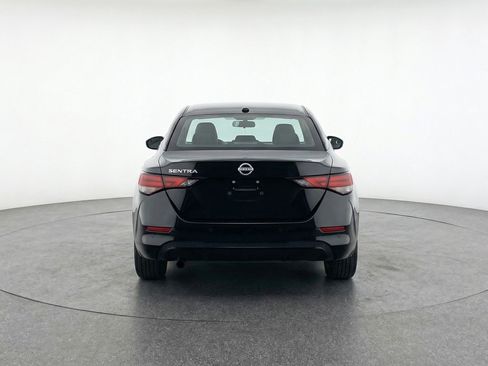 Used 2025 Nissan Sentra SV image 7