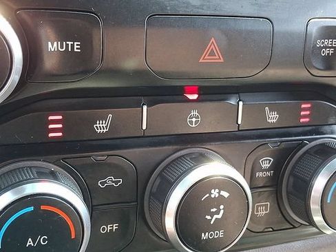 Used 2021 RAM 1500 Big Horn AWD/4WD image 29