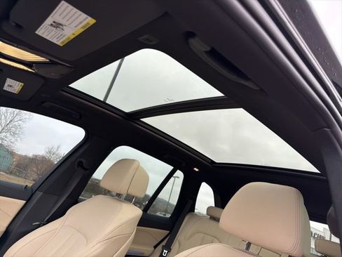 Used 2022 BMW X5 xDrive40i w/ Luxury Seating Package image 14