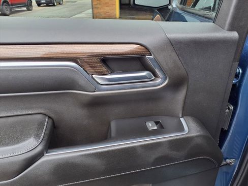 Used 2024 Chevrolet Silverado 1500 LT image 8