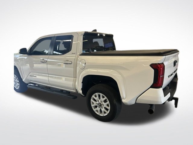 Used 2025 Toyota Tacoma SR5 RWD image 33
