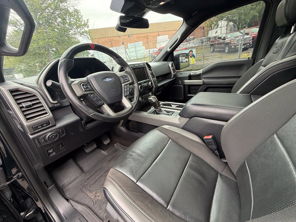 Used 2019 Ford F150 Raptor w/ Equipment Group 802A Luxury AWD/4WD image 24