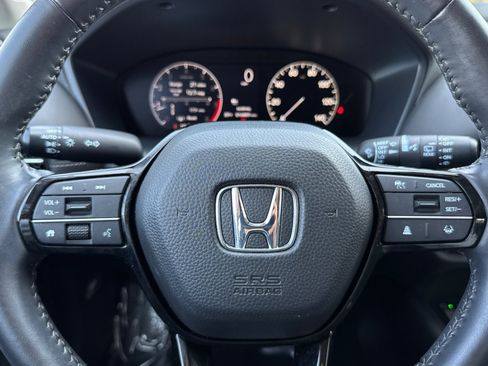 Used 2025 Honda HR-V EX-L image 11