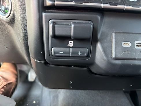 Used 2020 Chevrolet Silverado 1500 LT Trail Boss w/ Convenience Package image 7