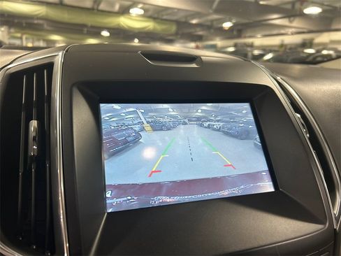 Used 2018 Ford Edge Titanium w/ Equipment Group 301A image 17
