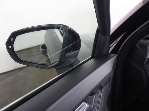 Used 2023 Audi Q3 2.0T Premium Plus w/ Premium Plus Package image 35