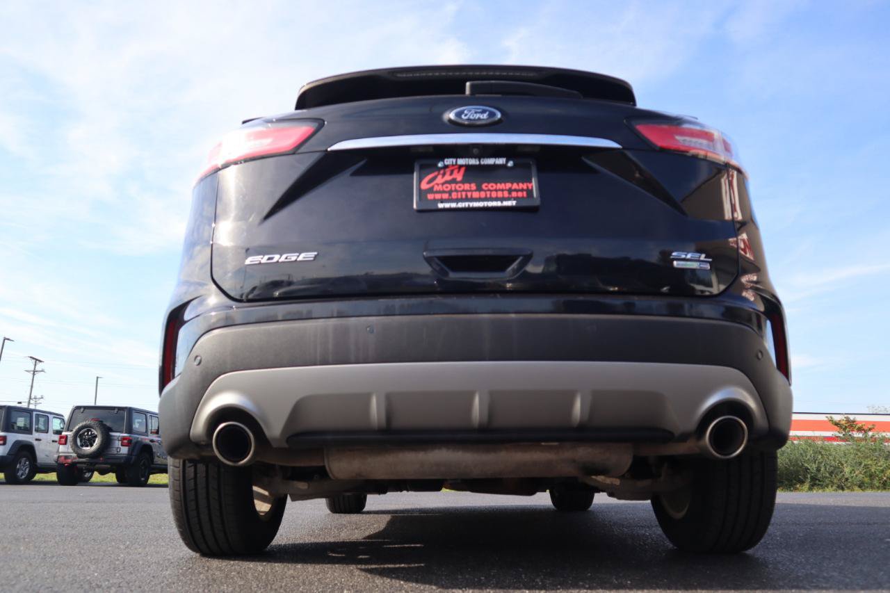 Used 2019 Ford Edge SEL w/ Equipment Group 201A AWD/4WD image 9