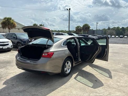Used 2023 Chevrolet Malibu LT FWD image 15