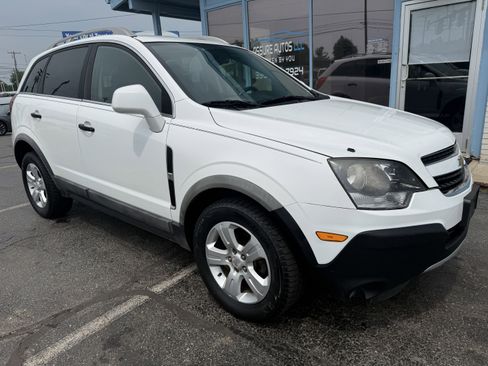 Used 2015 Chevrolet Captiva Sport LS image 7
