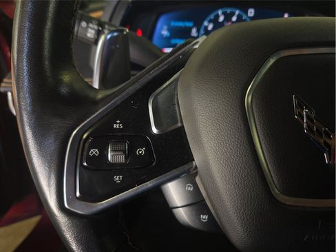 Used 2020 Chevrolet Corvette Stingray Preferred Cpe w/ 2LT Preferred Equipment Group RWD image 18