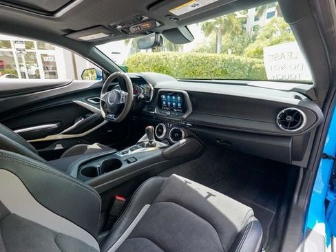 Used 2022 Chevrolet Camaro SS RWD image 80