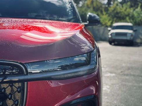 New 2026 Lincoln Nautilus Reserve w/ Jet Appearance Package image 7