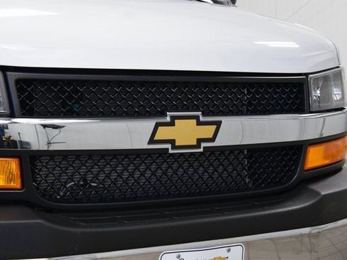 New 2025 Chevrolet Express 2500 w/ Driver Convenience Package image 5
