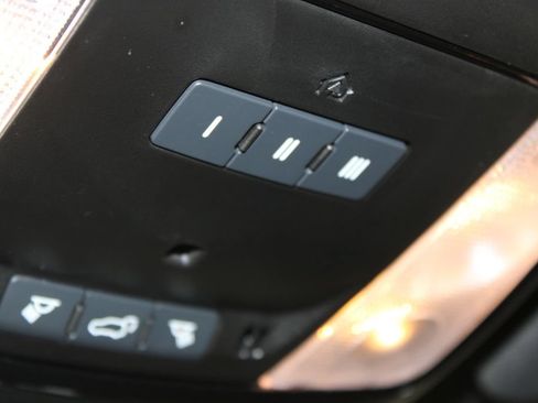 Used 2025 Dodge Durango GT AWD/4WD image 23