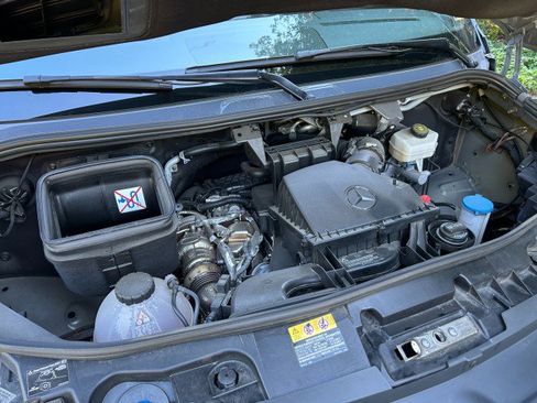 Used 2023 Mercedes-Benz Sprinter 3500 image 73