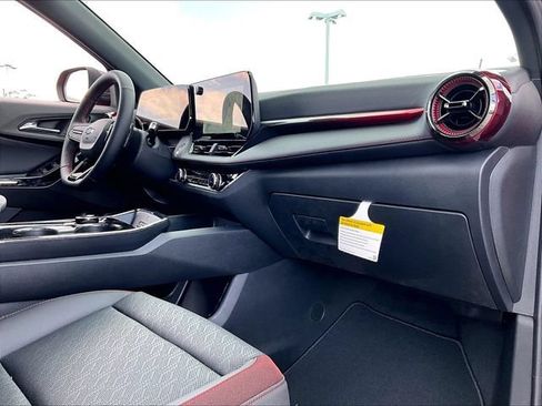 New 2027 Chevrolet Equinox RS FWD image 9