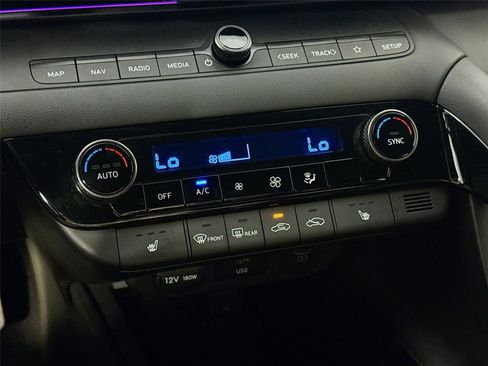 Used 2025 Hyundai Elantra N FWD image 17