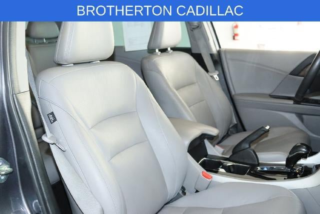 Used 2017 Honda Accord Touring image 23