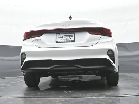 Used 2023 Kia Forte LXS w/ LXS Technology Package FWD image 38