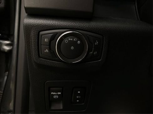 Used 2020 Ford F150 XLT w/ Equipment Group 302A Luxury AWD/4WD image 23