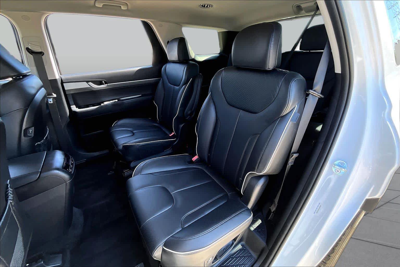 Used 2025 Hyundai Palisade SEL FWD image 21