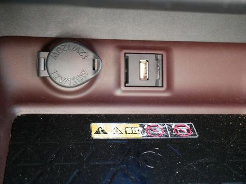 Certified 2022 Toyota RAV4 Limited image 22