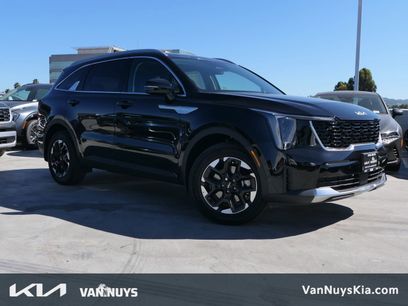 New 2025 Kia Sorento S