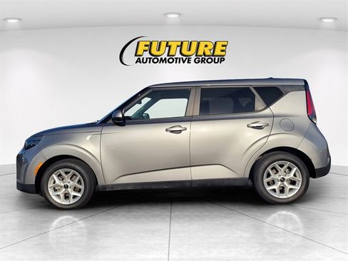 Used 2023 Kia Soul LX w/ Option Group 015 image 7