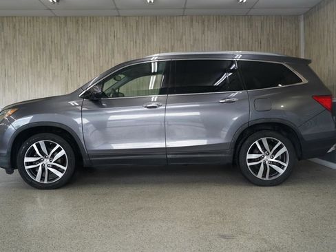 Used 2016 Honda Pilot Touring image 5