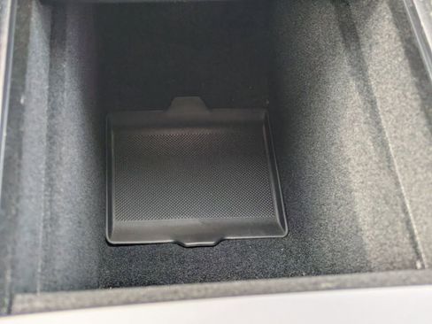 Used 2023 Tesla Model 3 Standard Range image 27