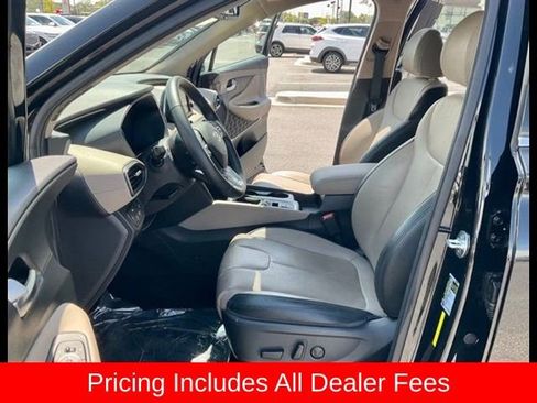 Used 2020 Hyundai Santa Fe SEL w/ Convenience + Premium Package FWD image 2