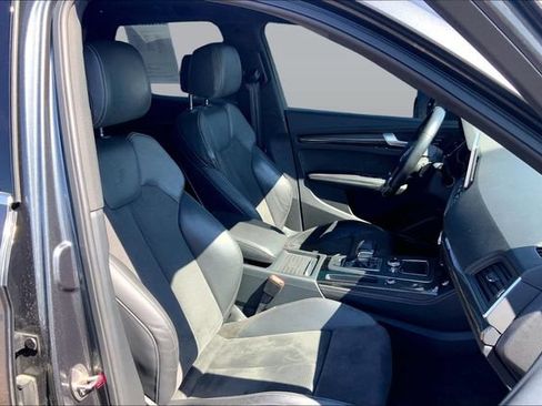 Used 2020 Audi SQ5 Premium Plus w/ Premium Plus Package AWD/4WD image 7