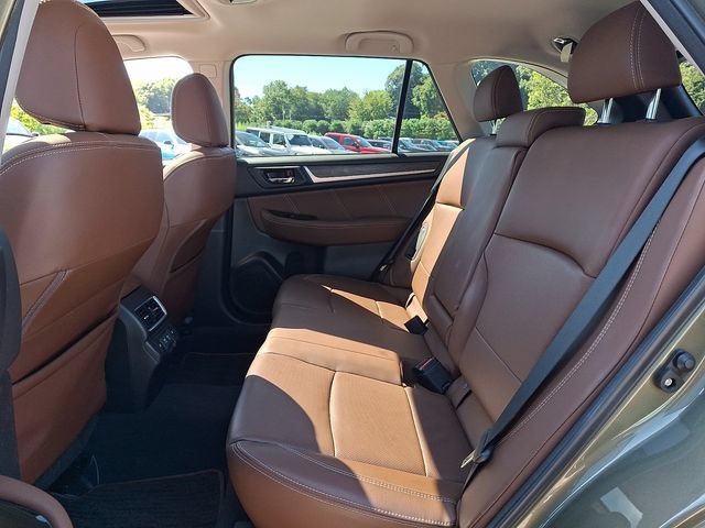Used 2019 Subaru Outback 2.5i Touring AWD/4WD image 18