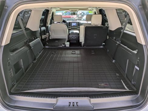 Certified 2021 Ford Expedition Max Platinum image 21