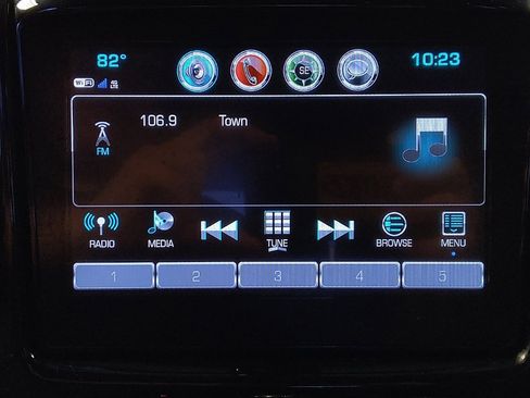 Used 2019 Chevrolet Traverse LT FWD image 25