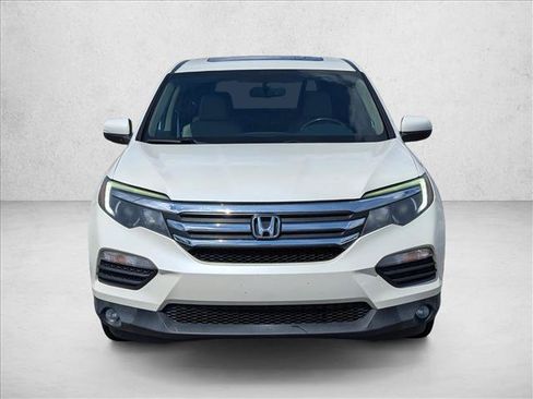 Used 2017 Honda Pilot EX-L image 2