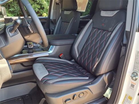 New 2025 Chevrolet Silverado 1500 RST image 6