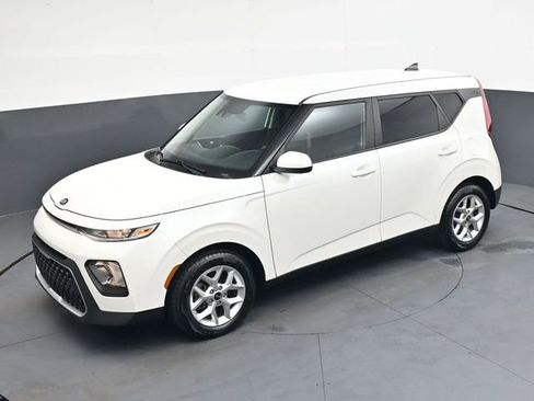 Used 2020 Kia Soul S FWD image 31