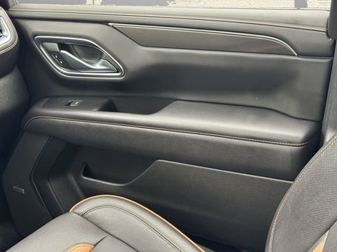 Certified 2022 GMC Yukon XL AT4 w/ AT4 Premium Package AWD/4WD image 24