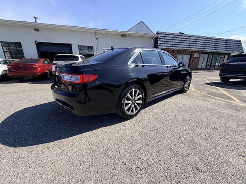 Used 2018 Lincoln Continental Premiere Livery AWD 4dr Sedan w/ Equipment Group 500A image 29