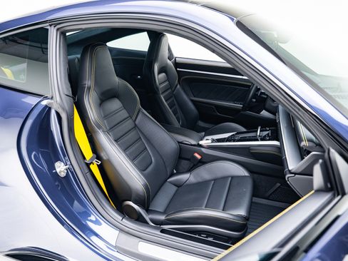 Used 2022 Porsche 911 Turbo S image 33