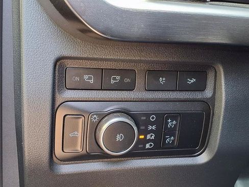Used 2024 Ford F450 Lariat w/ Lariat Ultimate Package AWD/4WD image 16