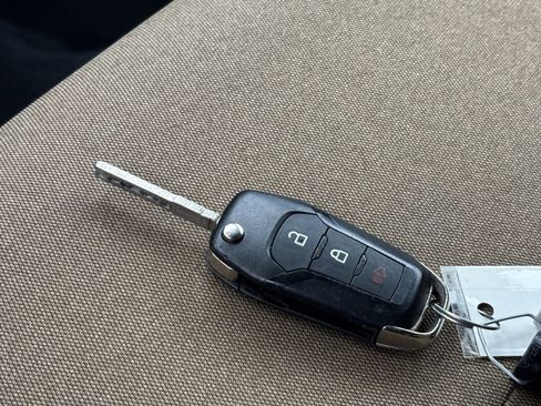 Used 2023 Ford F150 XLT image 26