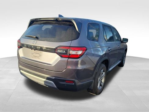 Used 2023 Honda Pilot EX-L image 11